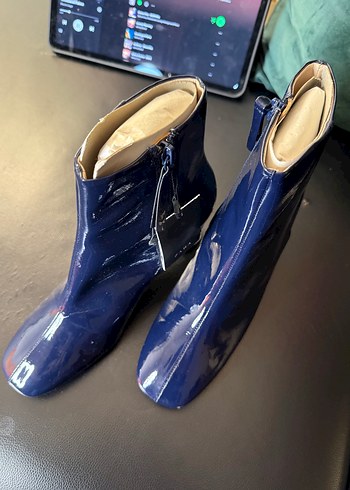 Parlak Mavi Cam Topuklu Kadın Bot ZARA 37 - Görsel 7