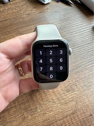 Apple Watch 2. Nesil 44MM 0 Şarj