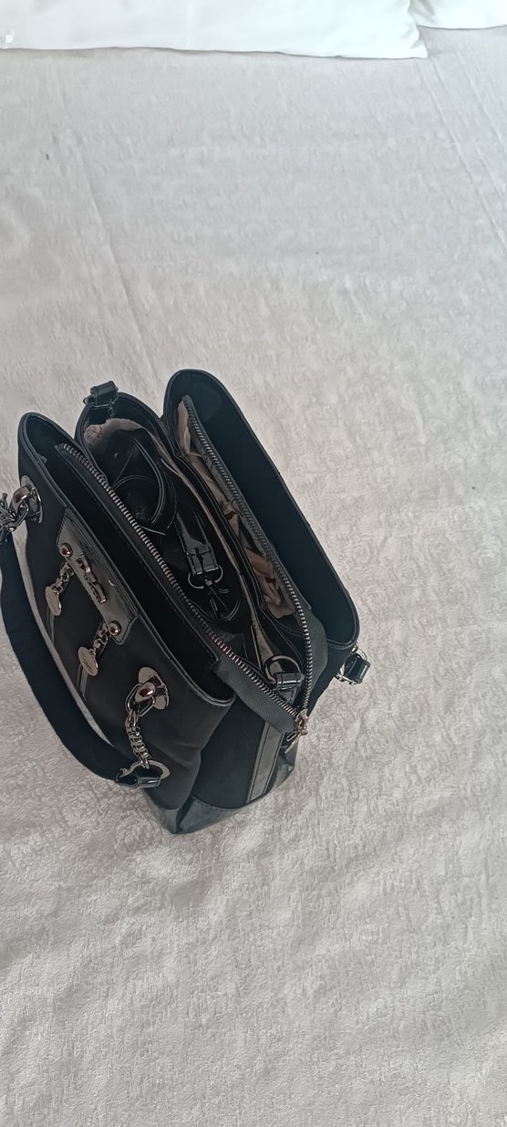 Siyah Deri detaylı  Kabartmalı Klasik Kadın Çanta - Görsel 4