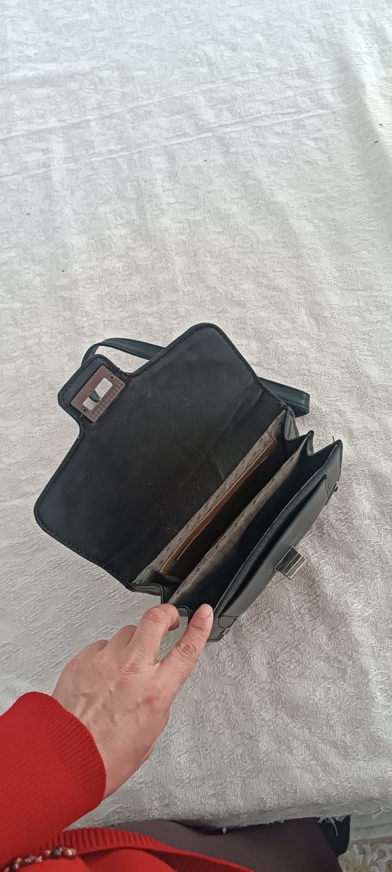 Gri Deri Rock Punk Tokalı Çanta - Görsel 4