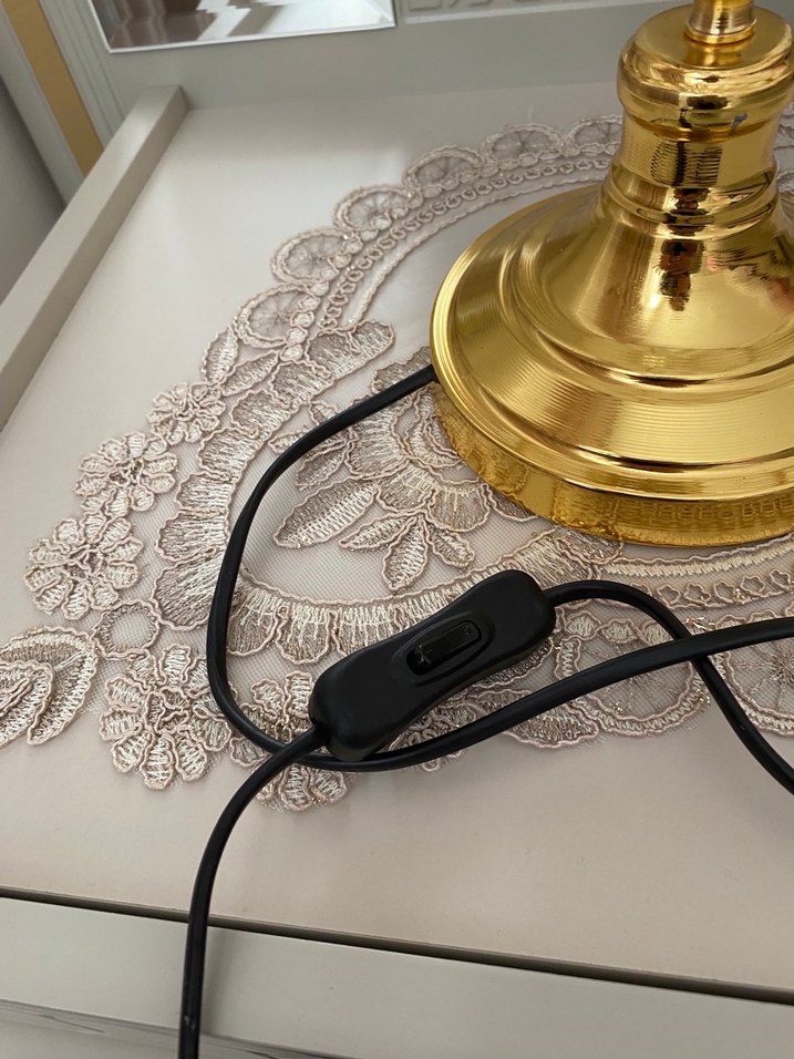 Altın Renkli Şeffaf Abajur bir adet fiyatıdır elimde 2 adet mvct - Görsel 4