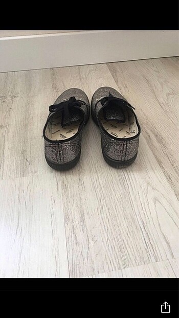 39 Beden Sneaker ayakkabı