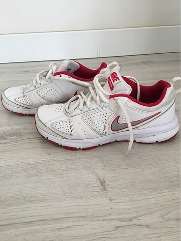 Nike Bayan spor ayakkabı