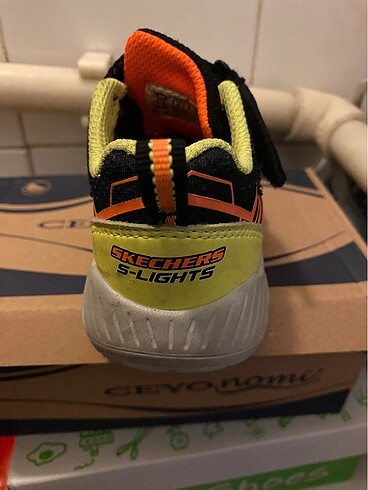 22 Beden çeşitli Renk Skechers s-lights