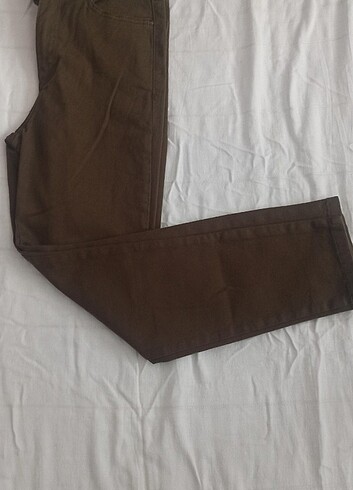 36 Beden LC WAİKİKİ HAKİİ KOT PANTOLON