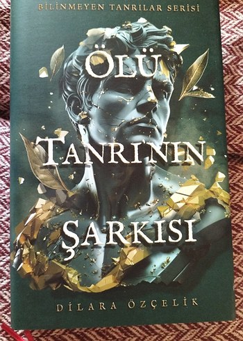 Ölü Tanrının Şarkısı - Bilinmeyen Tanrılar Serisi
