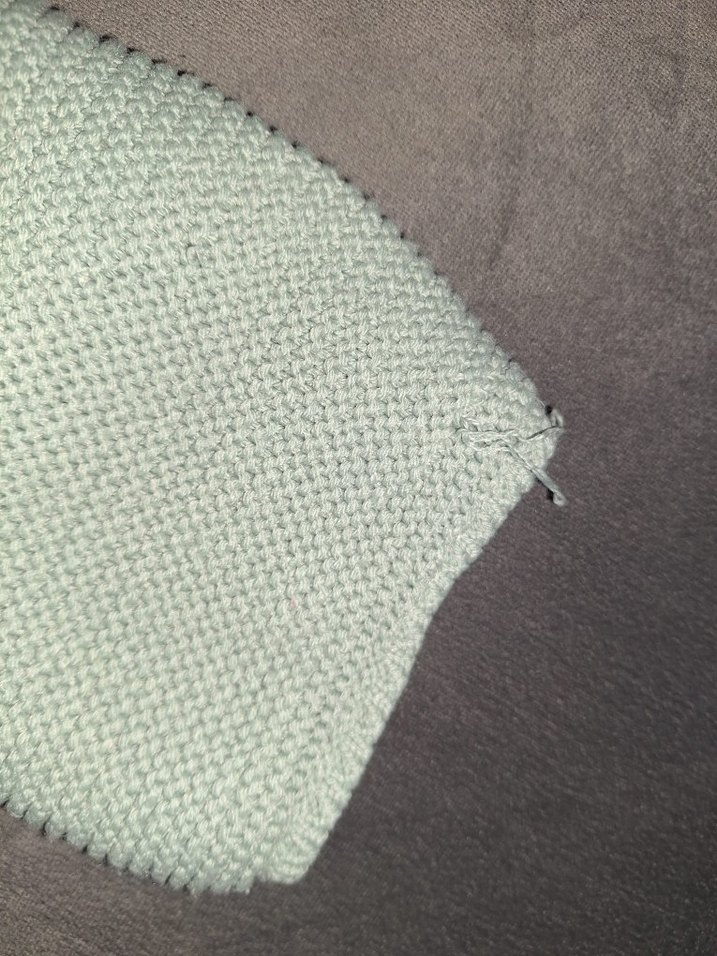 Kapüşonlu  Çocuk Gri Örgü Hırka - Görsel 3