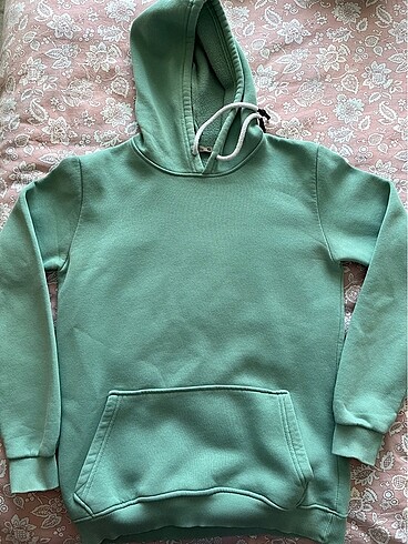 Kapşonlu sweatshirt
