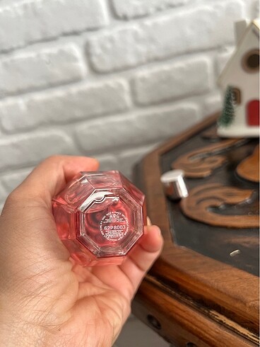 Beden Renk Flowerbomb
