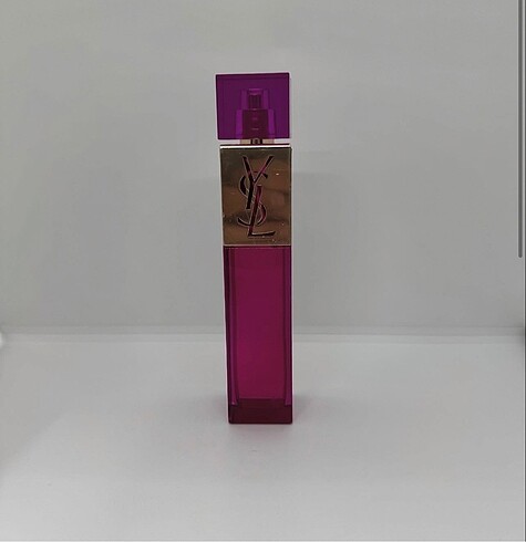 Elle YsL