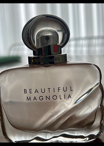 Estee Lauder Estée Lauder Beautiful Magnolia
