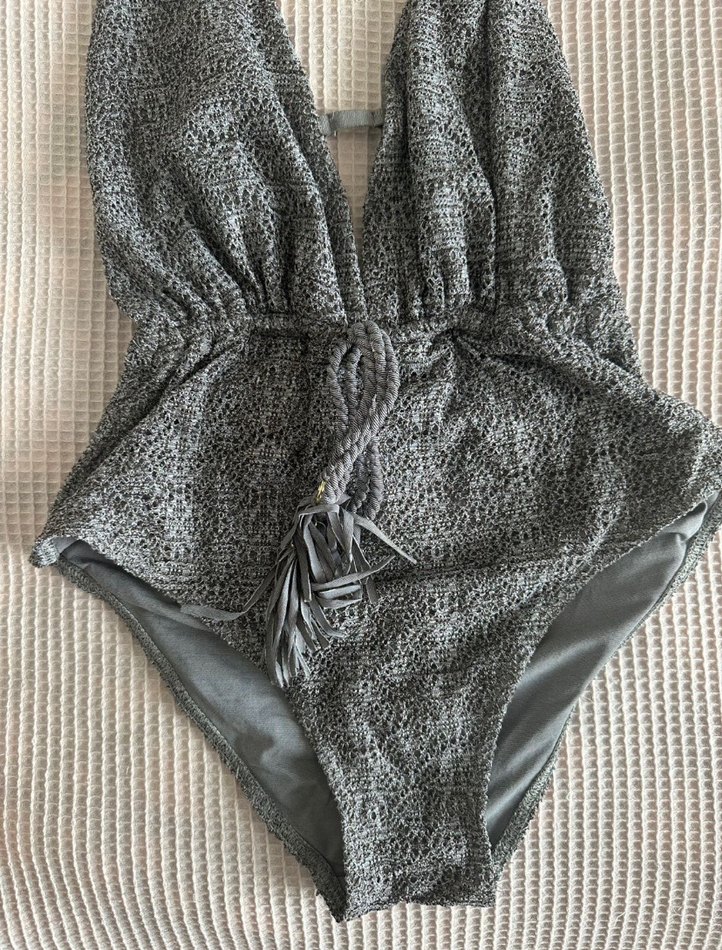 Gri Yılan Desenli Kadın Mayo - Görsel 3