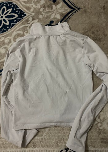 Beyaz Uzun Kollu Yarım Fermuarlı Crop Top - Görsel 4