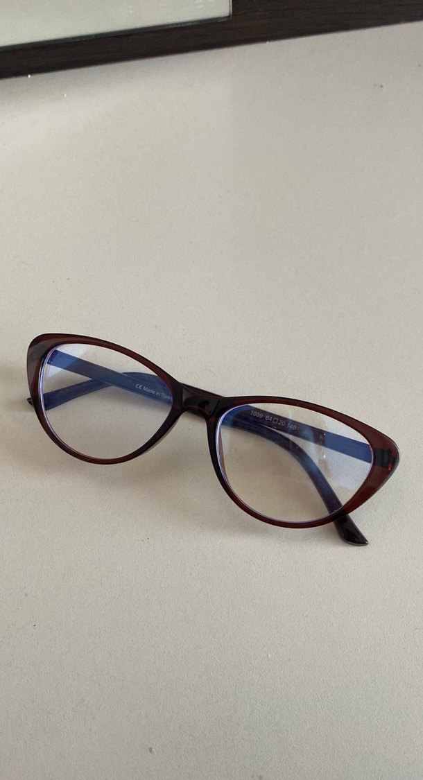 kadın gözlük - Görsel 2