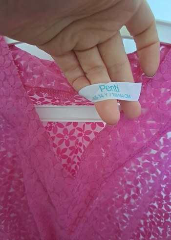 Kız Çocuk Dantel Detaylı V Yaka Pembe Kıyafeti - Görsel 3