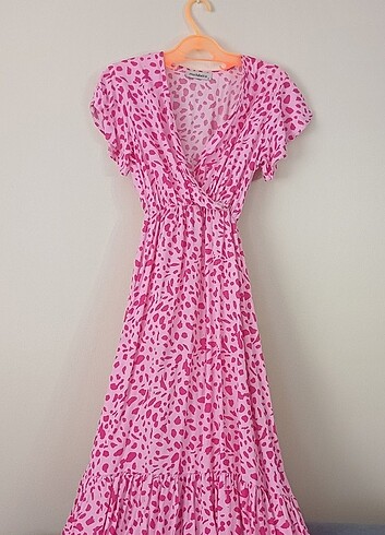 Pembe Yazlık leopar elbise