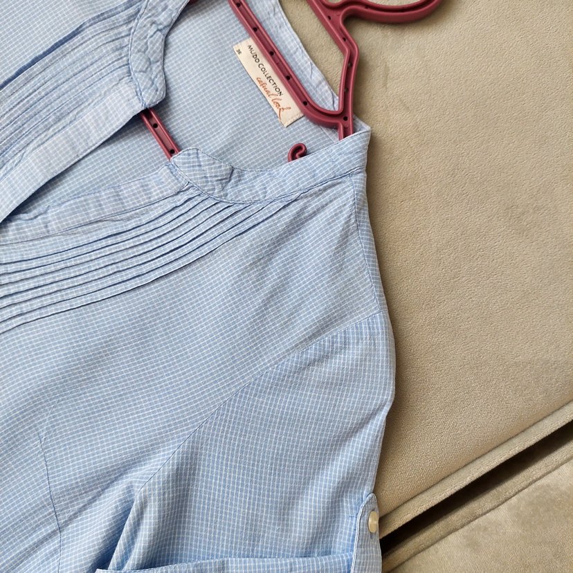 Mudo V Yaka Düğmeli Kadın Gömlek - Görsel 4