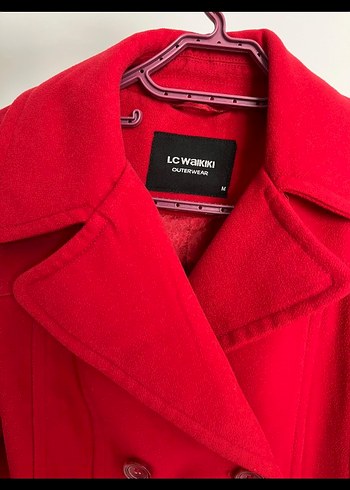 Kırmızı Çift Düğmeli Kaban - Görsel 3