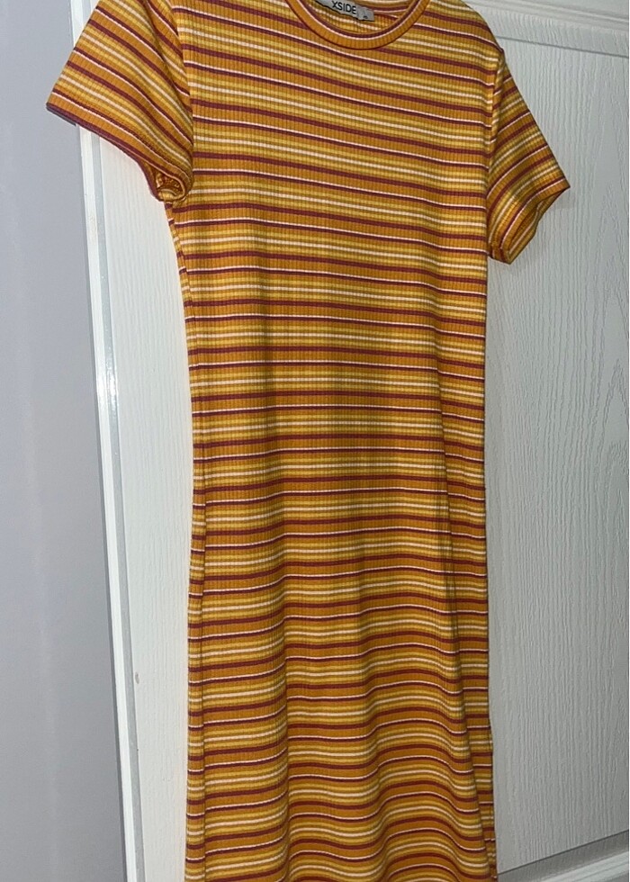 Turuncu çizgili triko elbise - Görsel 2
