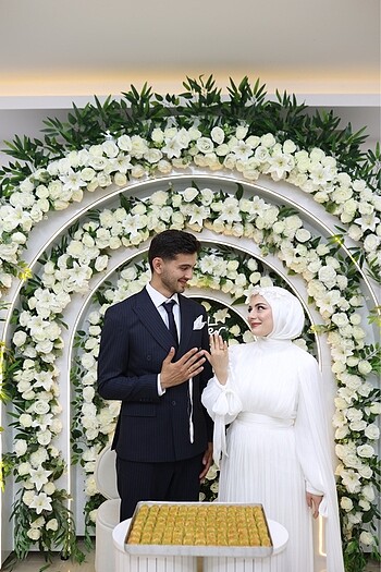 s Beden Nişan nikah elbisesi