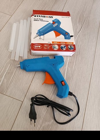 Güral Porselen Koyu Kırmızı Ayaklı 6'lı Kadeh Seti ve silikon tabancası