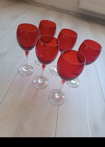 Koyu Kırmızı Ayaklı 6'lı Kadeh Seti ve silikon tabancası