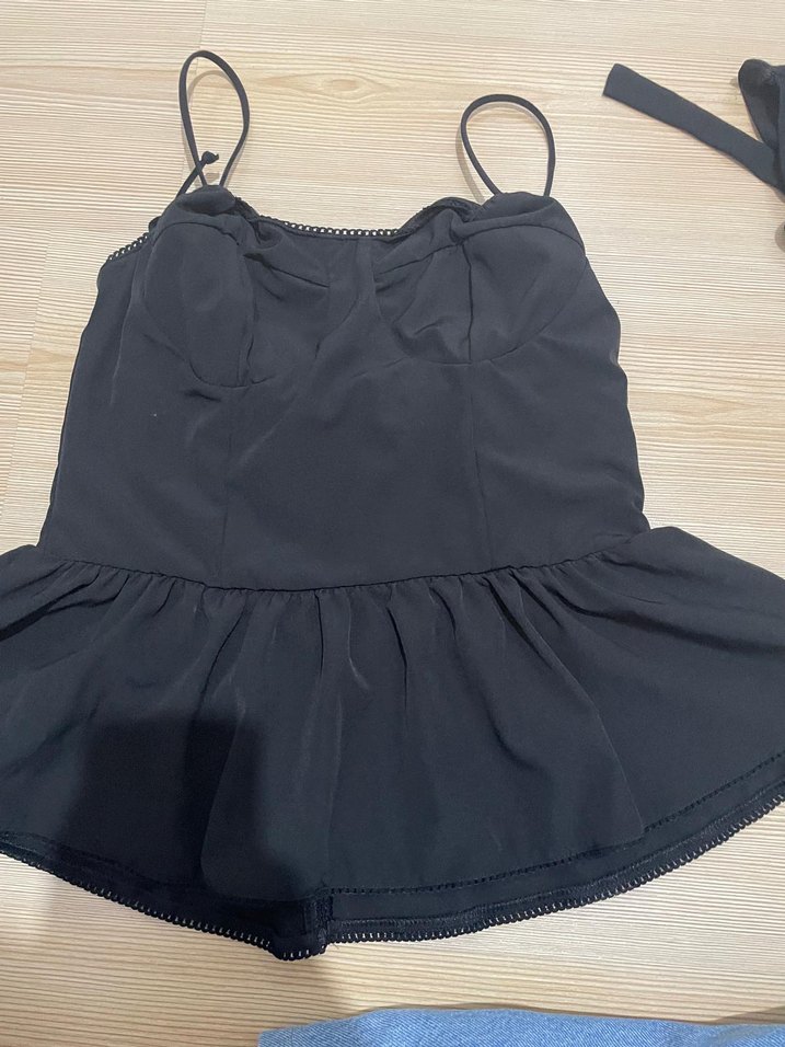 Siyah Denim Fırfırlı İnce Askılı Büstiyer - Görsel 3