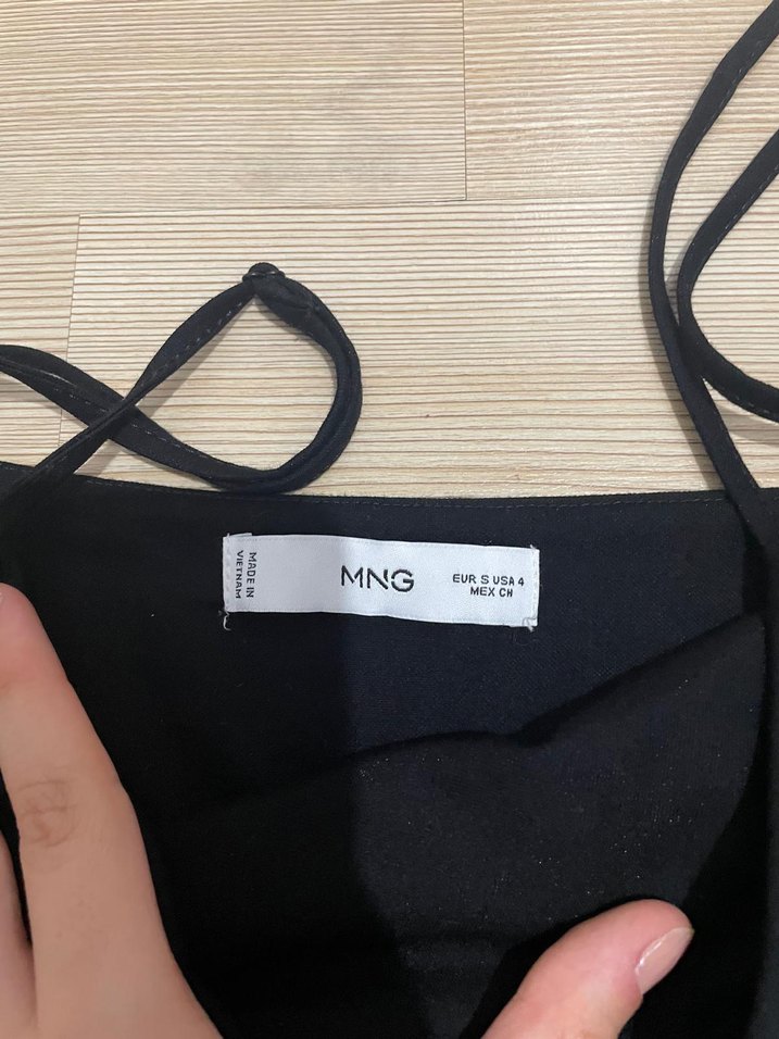 Siyah İnce Askılı Midi Elbise - Görsel 3