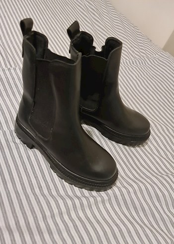 38 Beden siyah Renk Kadın Siyah Termo Kaymaz Stiletto Bot