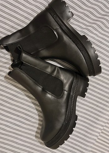 38 Beden Kadın Siyah Termo Kaymaz Stiletto Bot