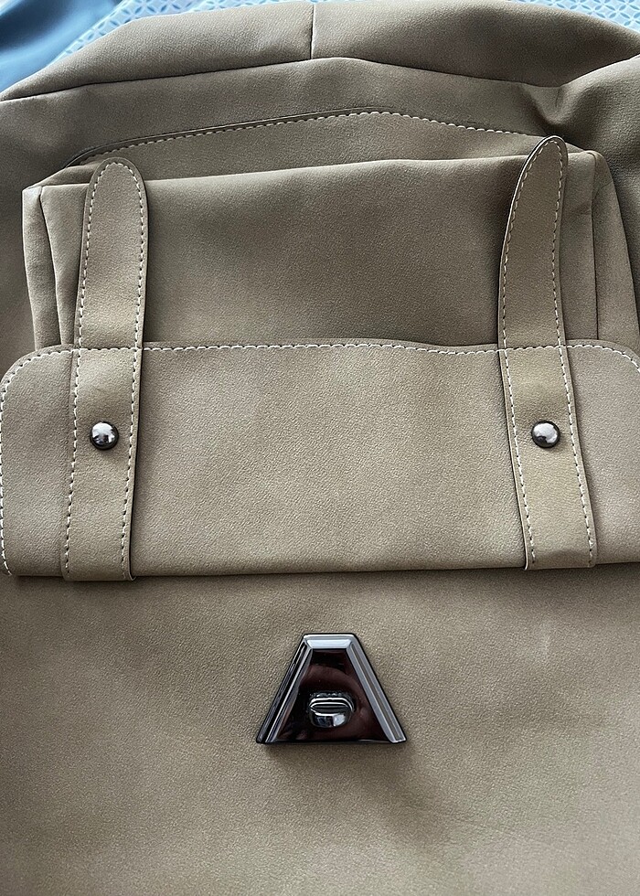 Sırt Çantası - Görsel 2