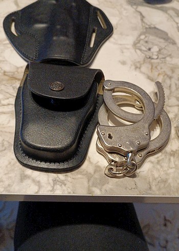 Kelepçe.  ve silah kabı Kırıkkale - Görsel 2