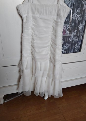 Bohem Tarzı Beyaz Uzun Askılı abiye elbise - Görsel 4