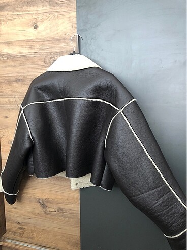 s Beden Pull&bear mont