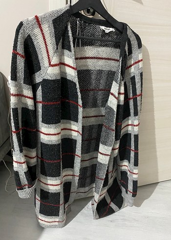 Gri Ekose Desenli Boğazlı Kadın Yün Kazak - Görsel 2