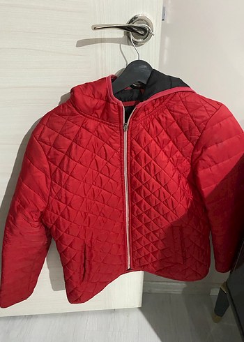 Kapüşonlu Kırmızı Kadın Mont - Görsel 2