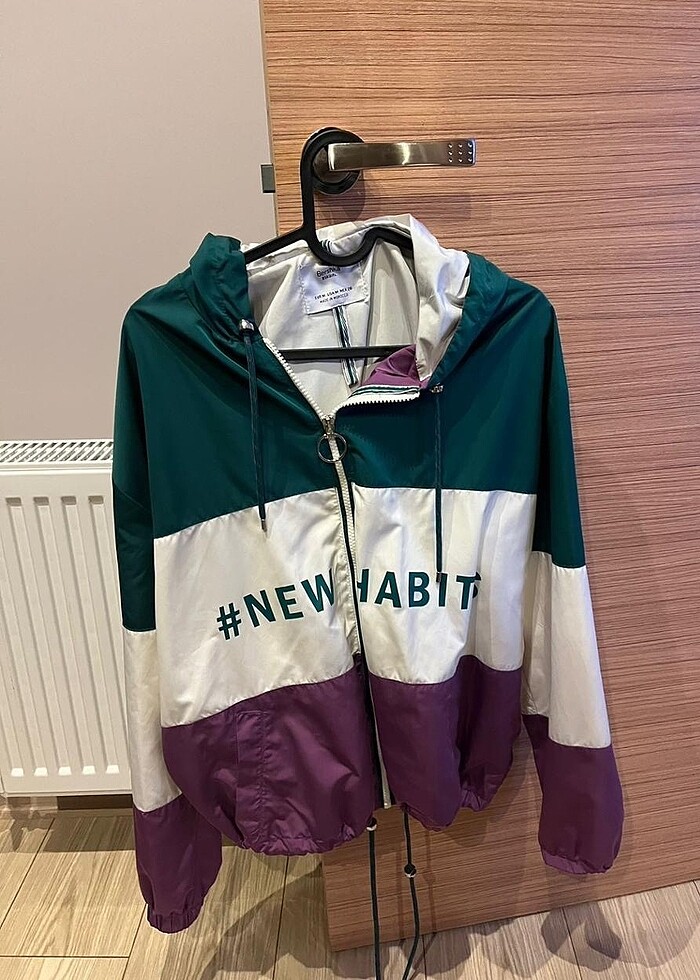 Bershka Yağmurluk - Görsel 2