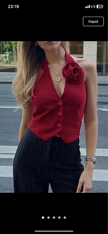 Zara gül detaylı yelek
