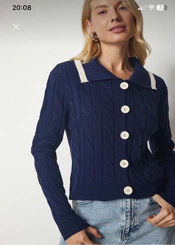 Örgü motifli düğmeli triko hırka - Görsel 3