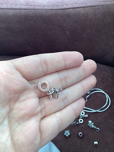 Beden pembe Renk Pandora charm