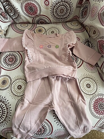 Baby Center Kız bebek takımı
