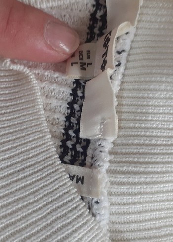 Çizgili Boğazlı Kolsuz Triko - Görsel 4