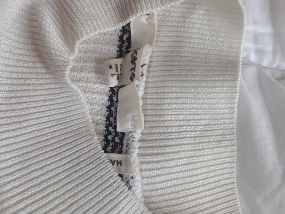 Çizgili Boğazlı Kolsuz Triko - Görsel 3