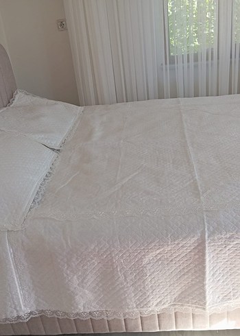 Beyaz Düz Yatak Örtüsü - Görsel 3