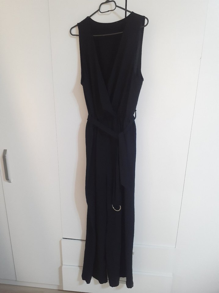 Siyah V Yaka Kemerli Kadın Tulum - Görsel 2