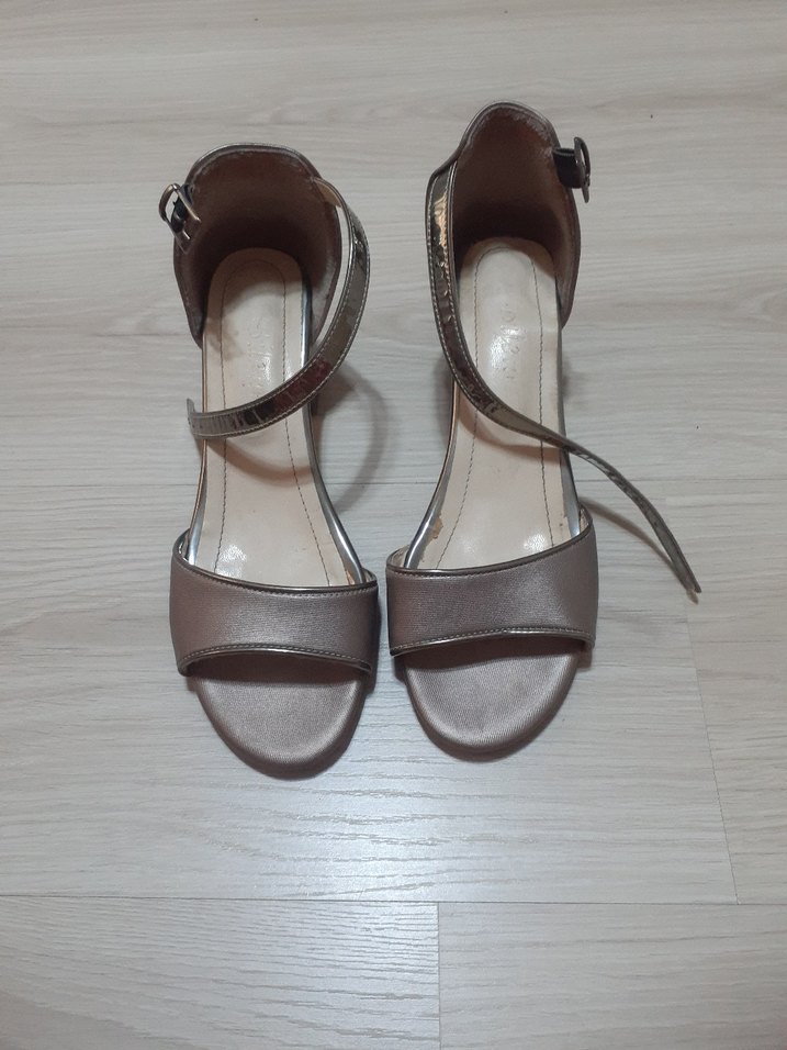 Bej Kadın Dolgu Topuklu Günlük Ayakkabı - Görsel 4