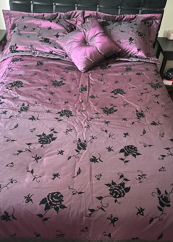 Mor Nakışlı Yatak Örtüsü Kervan marka - Görsel 2