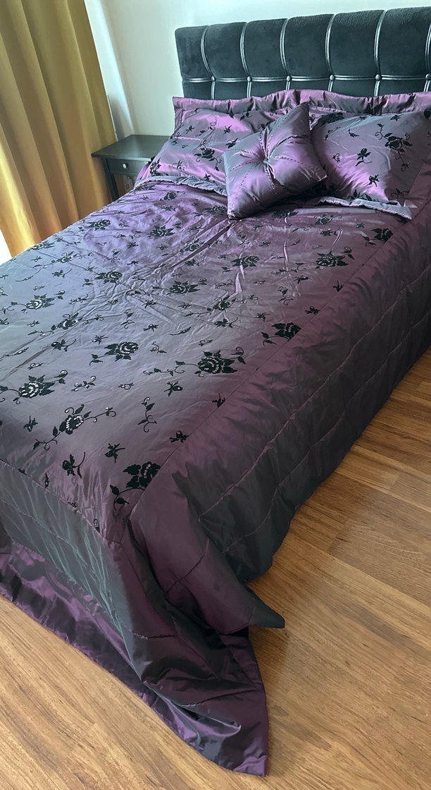 Mor Nakışlı Yatak Örtüsü Kervan marka - Görsel 3