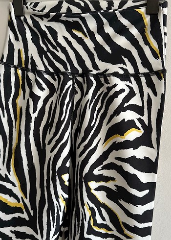 Zebra Desenli Pilili Midi Spor Tayt - Görsel 2
