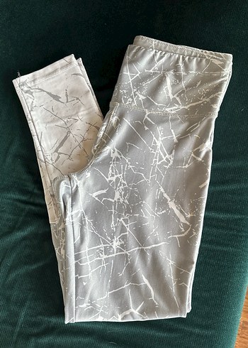 Gri Tie-Dye Desenli Esnek Kadın Tayt - Görsel 4